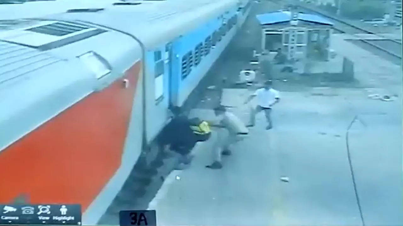 RPF saves man's life