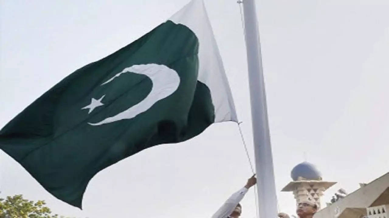 pakistani flag