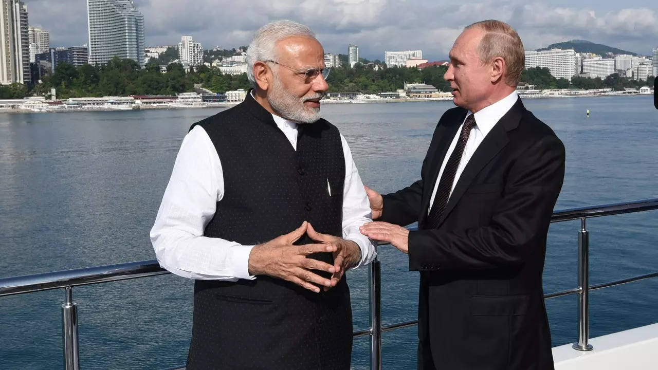 Prime Minister Narendra Modi with Russian President Vladimir Putin