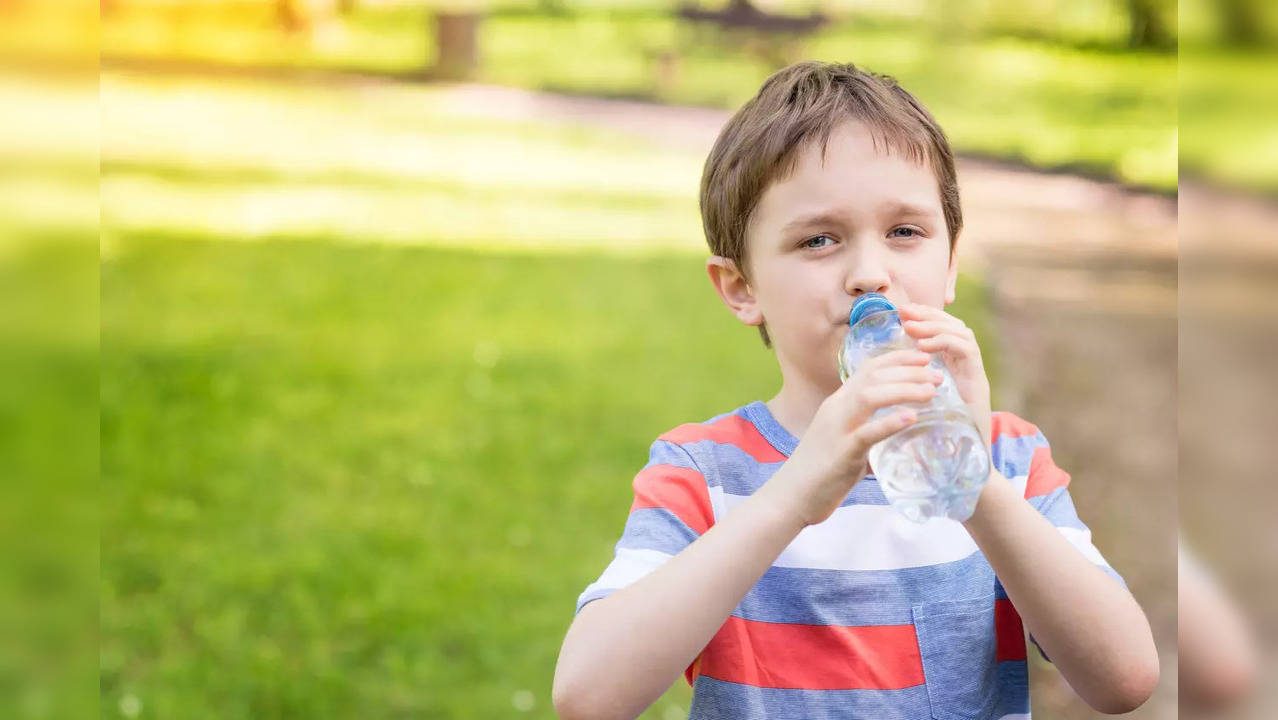 Dark circles in children: Dehydration and other risk factors you need ...