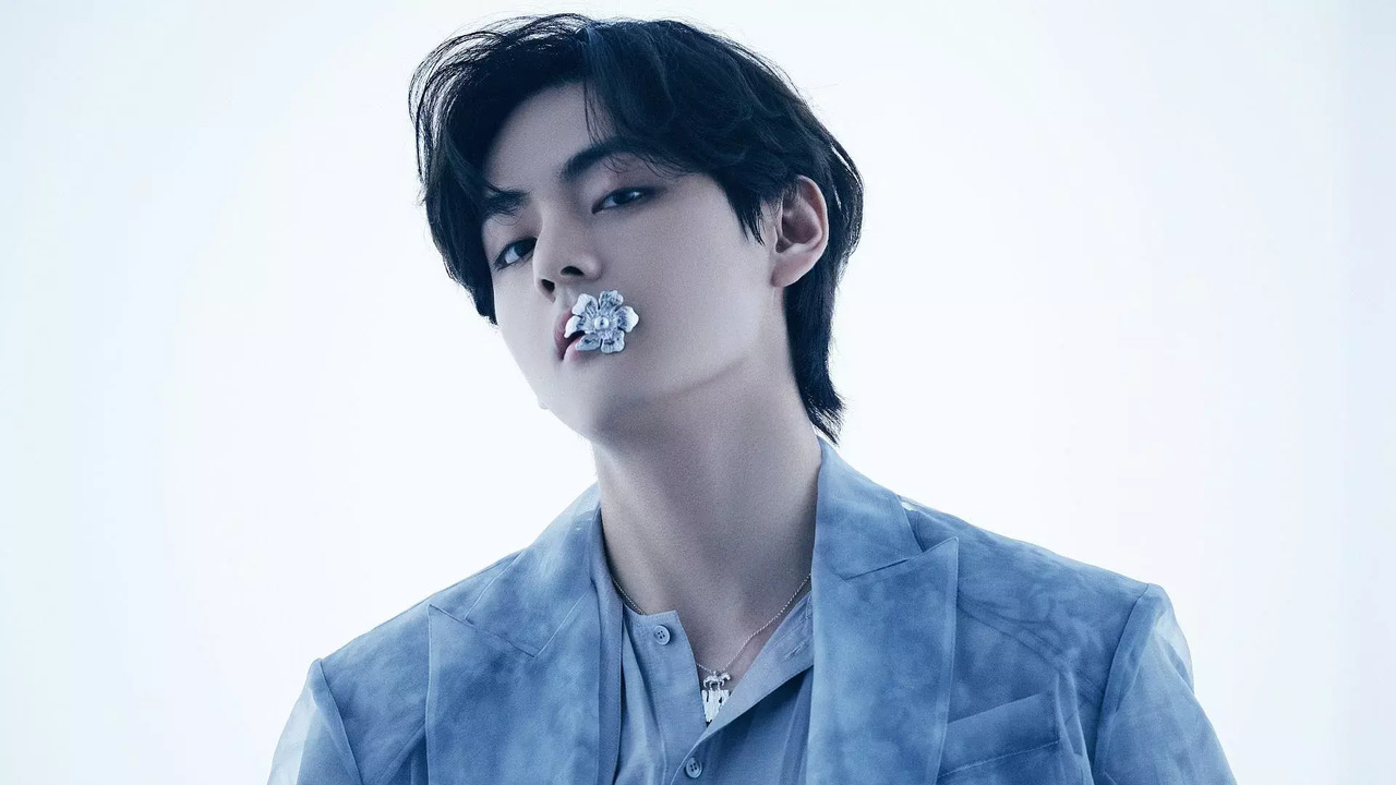 BTS V