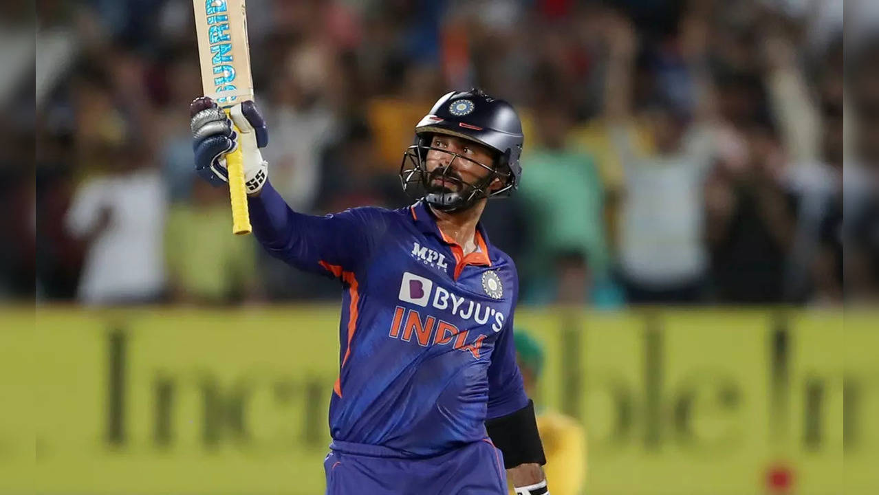 Dinesh Karthik fifty