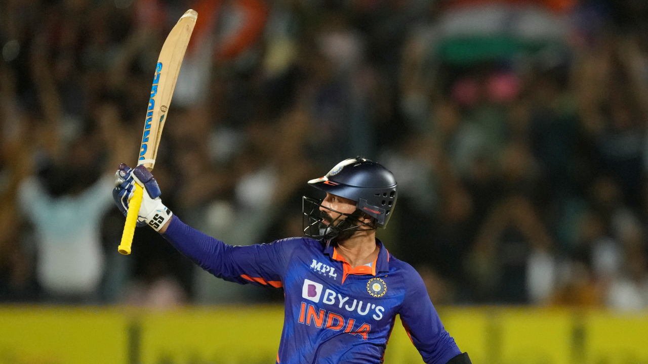 Dinesh Karthik 50 India AP