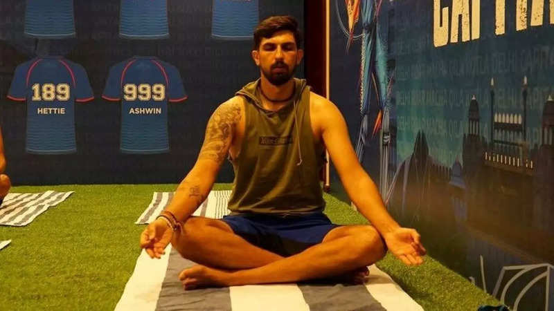 Ishant Sharma Yoga Day