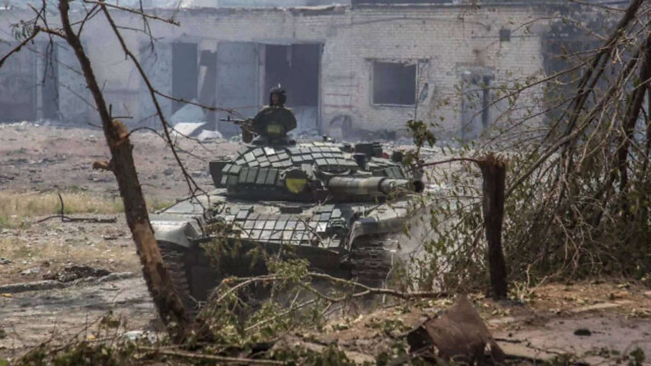 Ukrainian troops in Severodonetsk