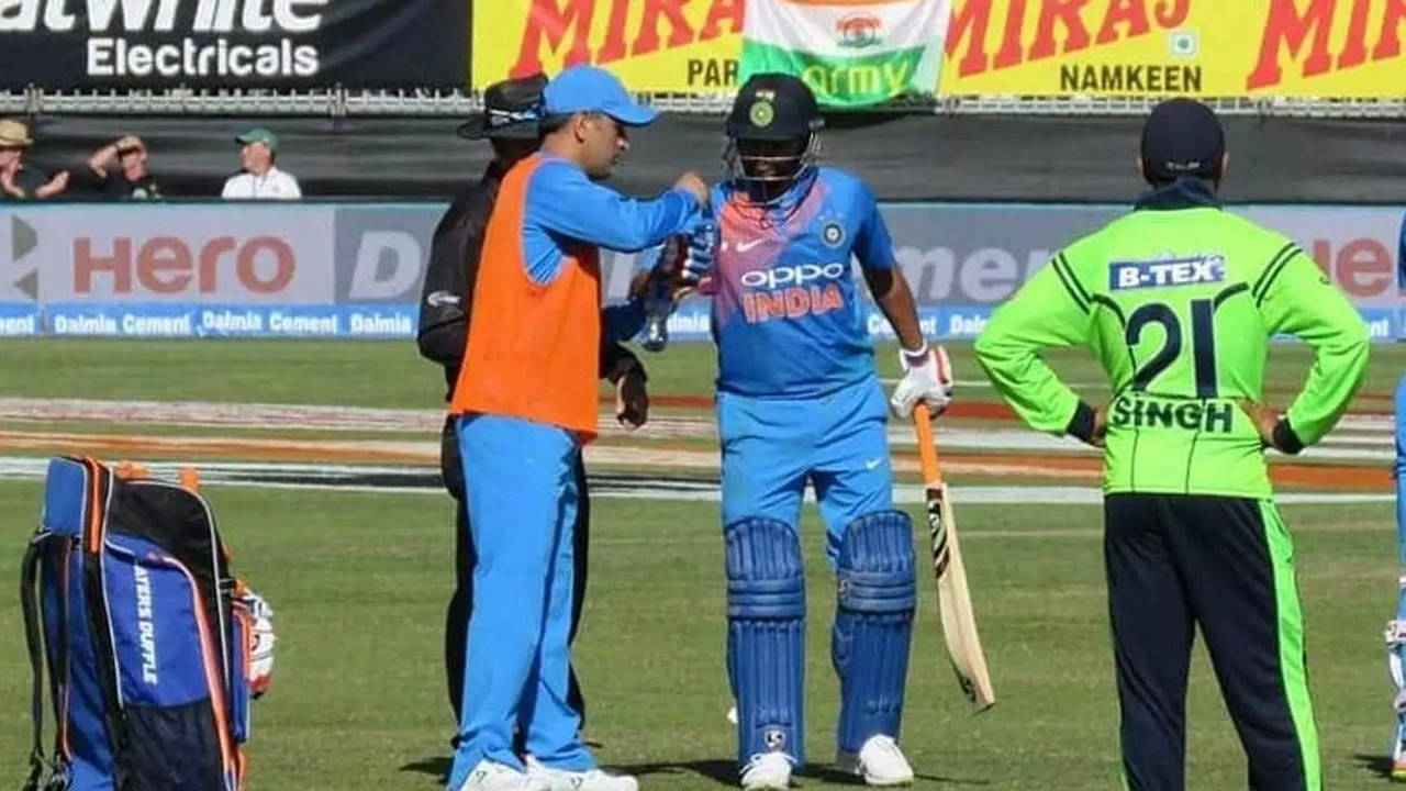 MS Dhoni turned water boy in 2018 against Ireland