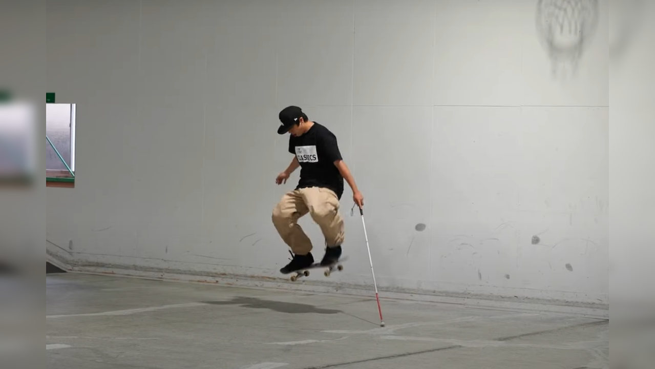 Blind man sets two skateboarding world records