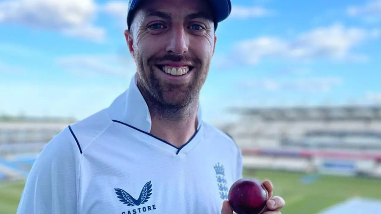 jack leach england cricket twitter