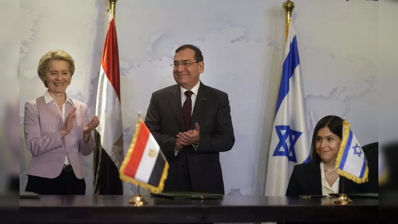 Israel natural gas deal