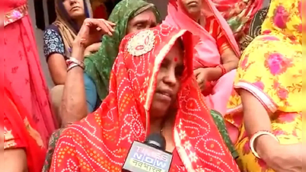 ​Udaipur tailor's wife