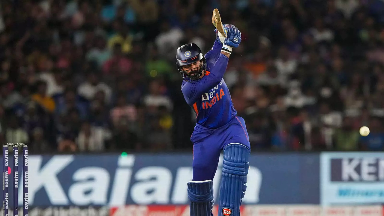 Dinesh Karthik was dismissed for golden duck in 2nd T20I against Ireland