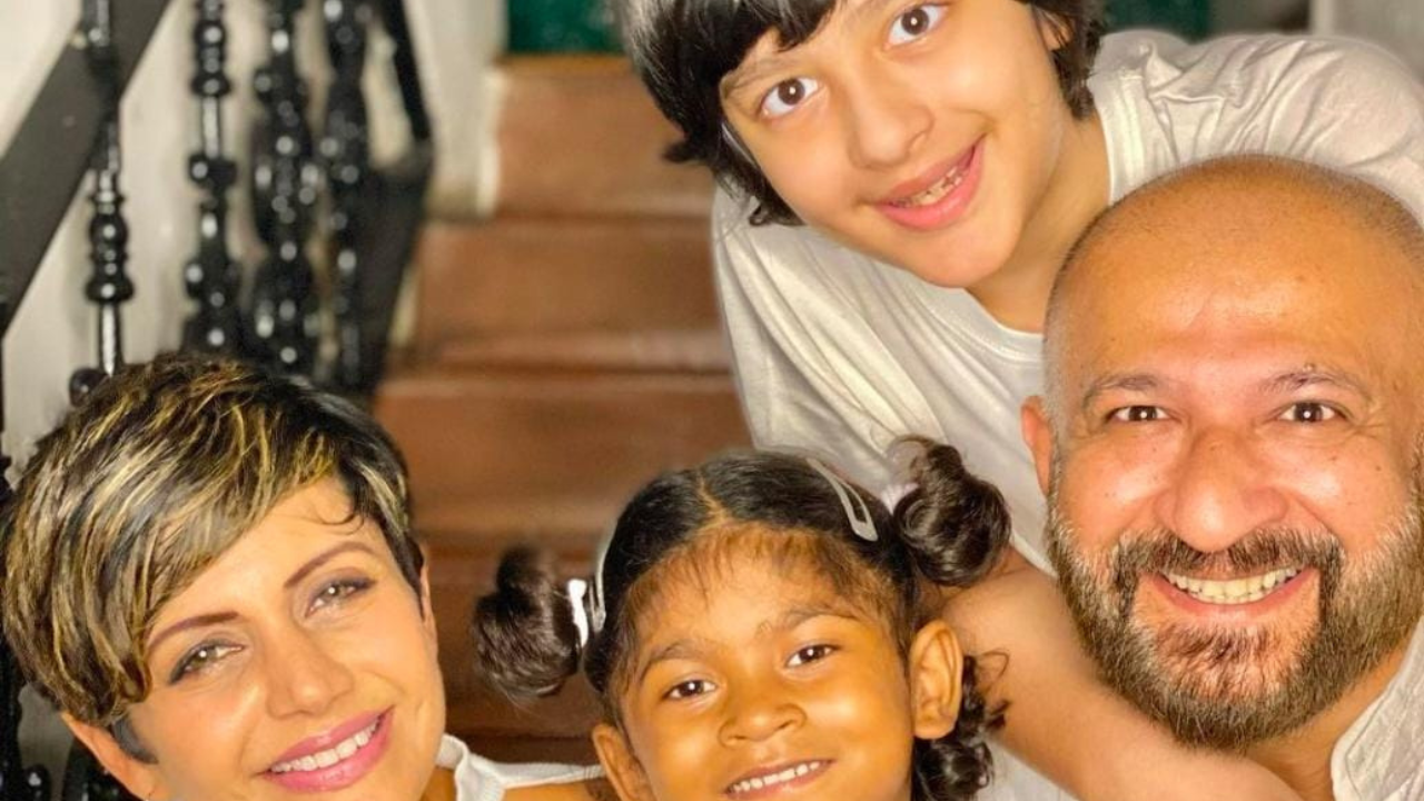 Mandira, Raj and their children