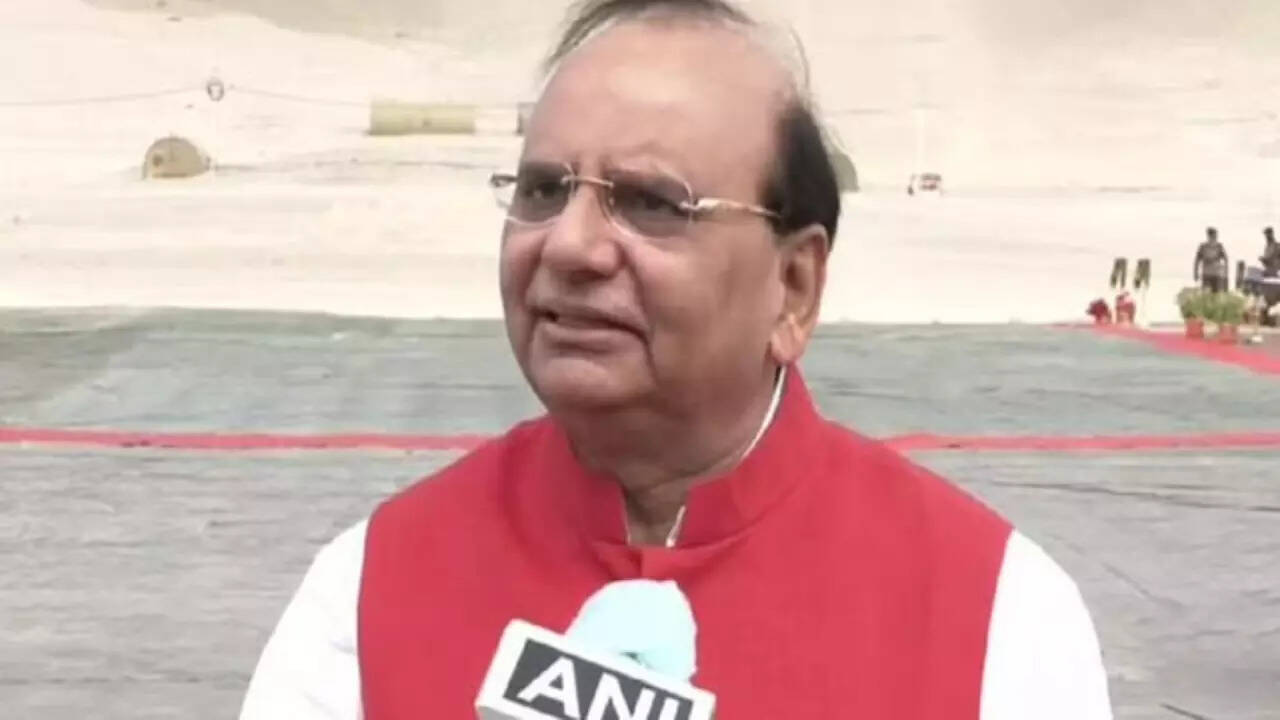 Delhi LG invites public suggestions on meeting water demands amid shortage of drinking water in the city Delhi LG invites public suggestions on meeting water demands amid shortage of drinking water in the city