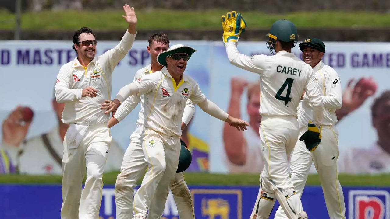 Australia had beaten Sri Lanka by 10 wickets in 1st Test