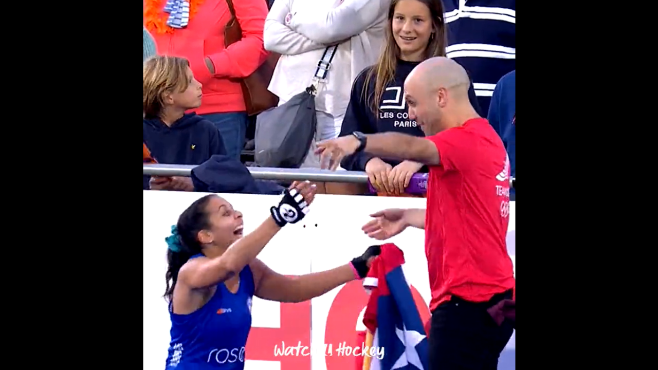 Chilean hockey player proposes to boyfriend after scoring goal in World Cup match