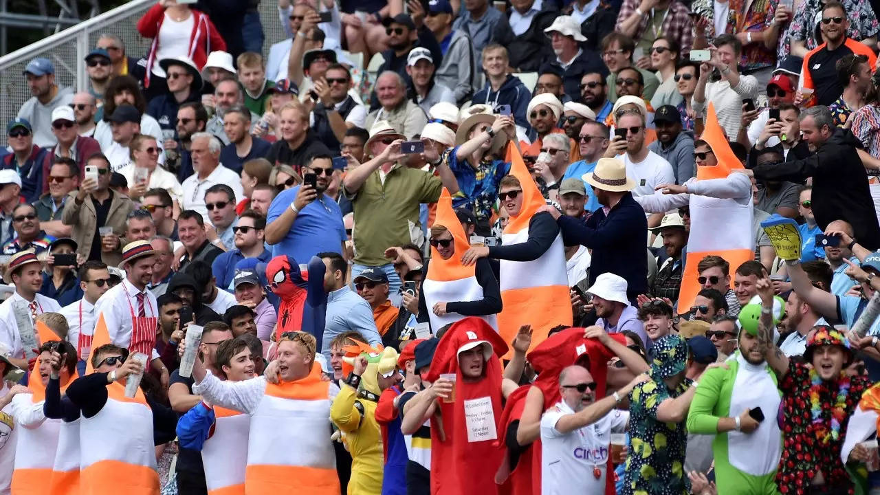 Edgbaston spectators