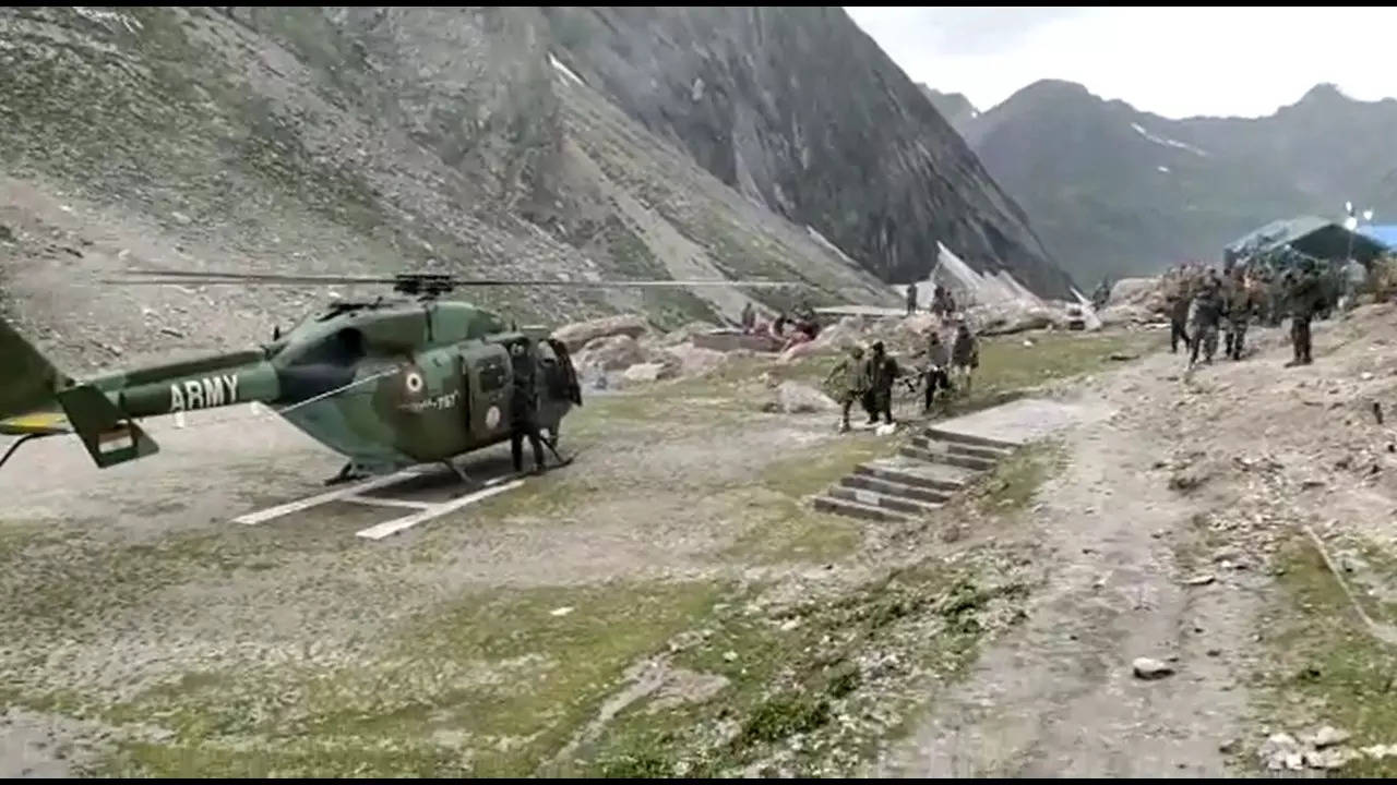 ​Indian Army continues rescue operation in cloudburst affected area at the lower Amarnath Cave site​