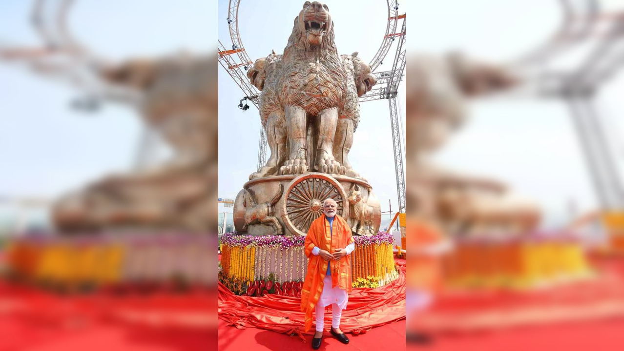 ​National emblem atop new Parliament building