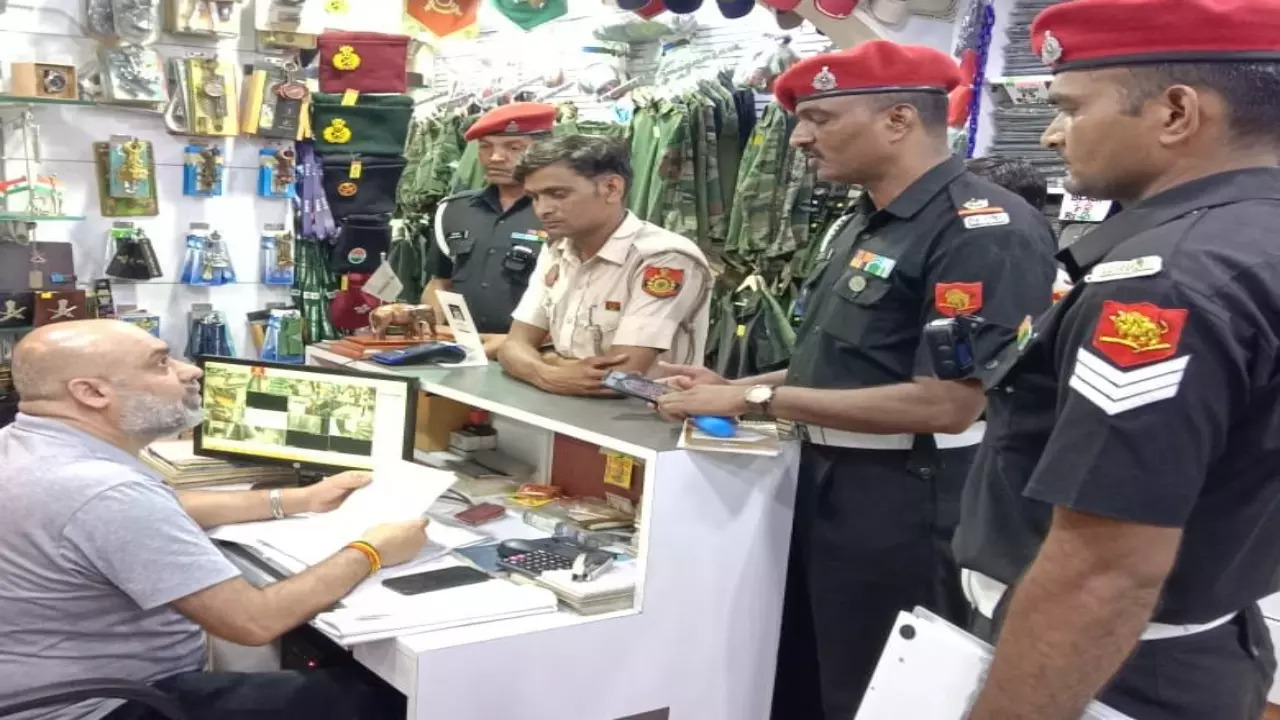 Delhi Police and Military Police conduct special awareness campaign in Delhi Cantonment