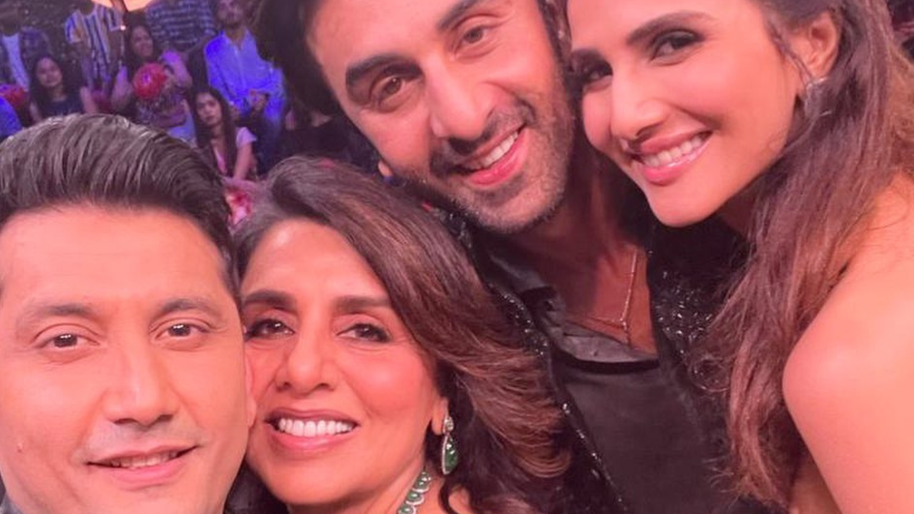 Ranbir Kapoor with Neetu Kapoor