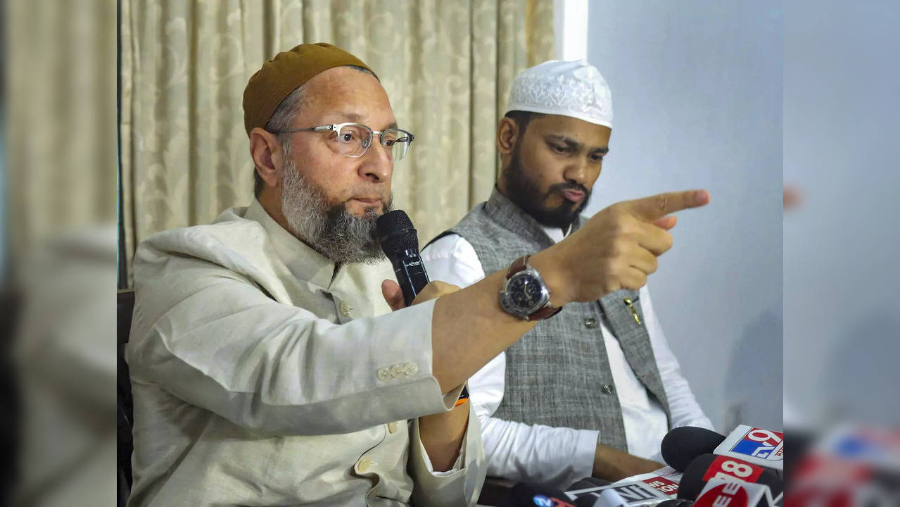 Bhopal: All India Majlis-E-Ittehadul Muslimeen (AIMIM) chief Asaduddin Owaisi ad...