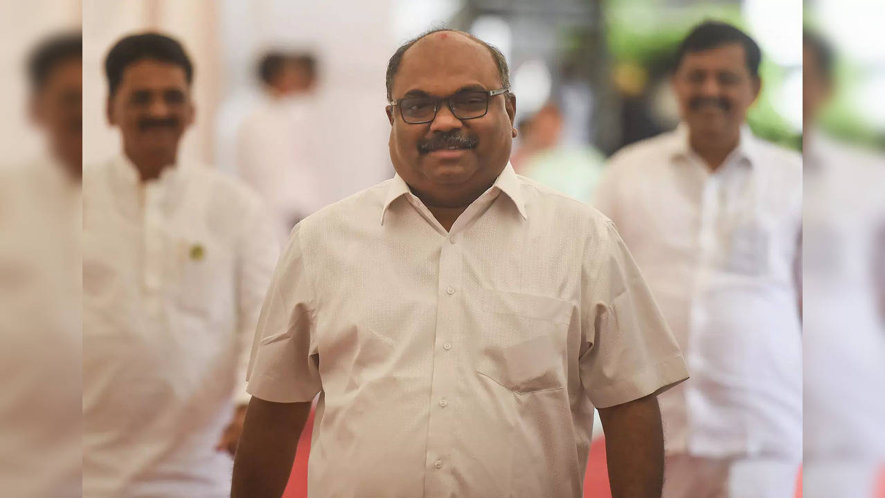 Mumbai: Shiv Sena MLA Anil Parab arrives to attend a special session of Maharash...