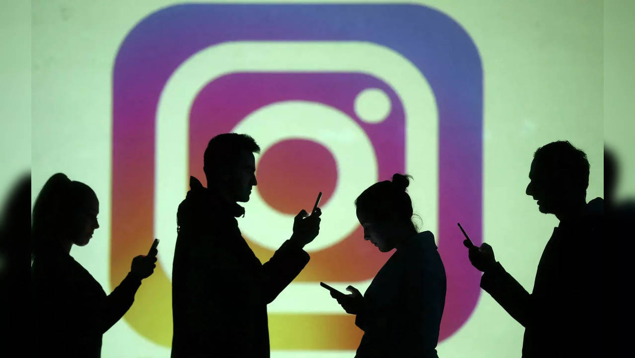 New Instagram tools to better connect creators with subscribers. (Image source: REUTERS/Dado Ruvic/Illustration)