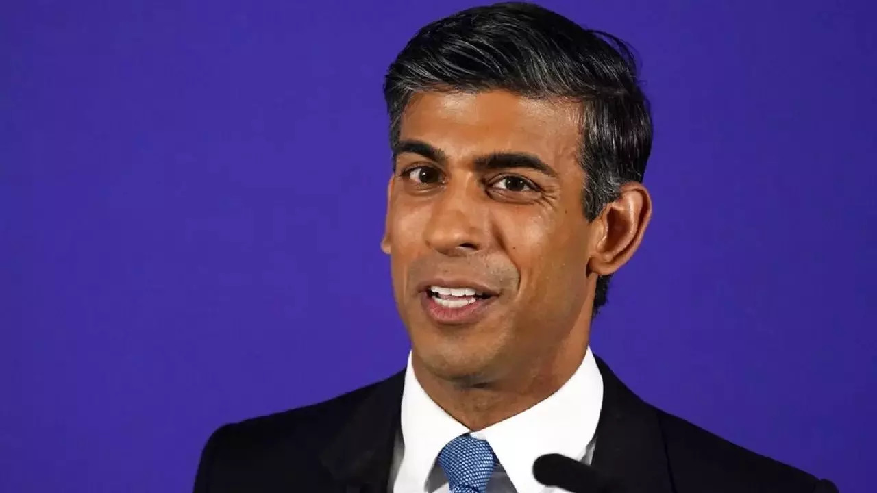 Rishi Sunak Roasted For Mistaken Spelling Of ‘campaign Heres What He Responds World News 