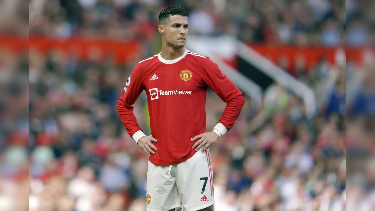 Cristiano Ronaldo está a desmentir rumores de infância sobre a sua volta ao Sporting Club de Portugal