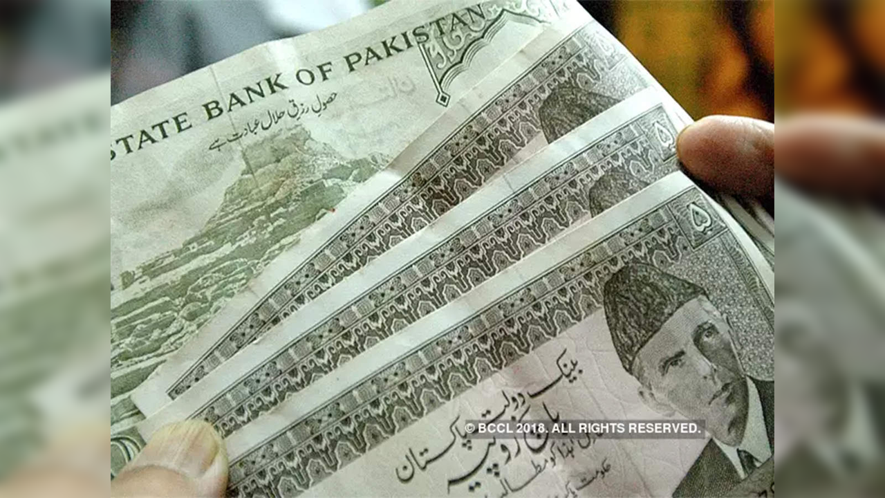 Pakistani rupee tumbles to all-time low of 212 against USD