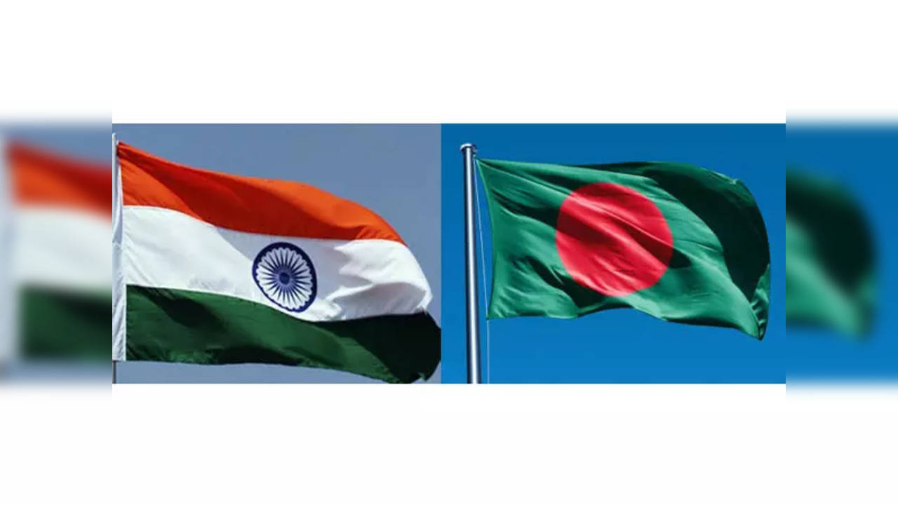 India bangladesh flags