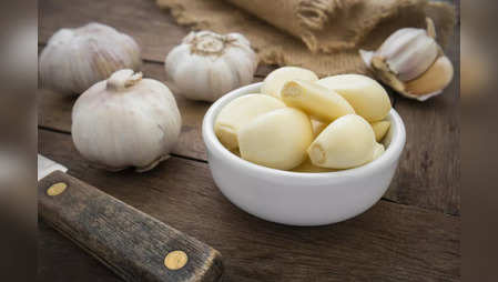 6 Simple Methods To Use Garlic For Hair Growth  Styles At Life