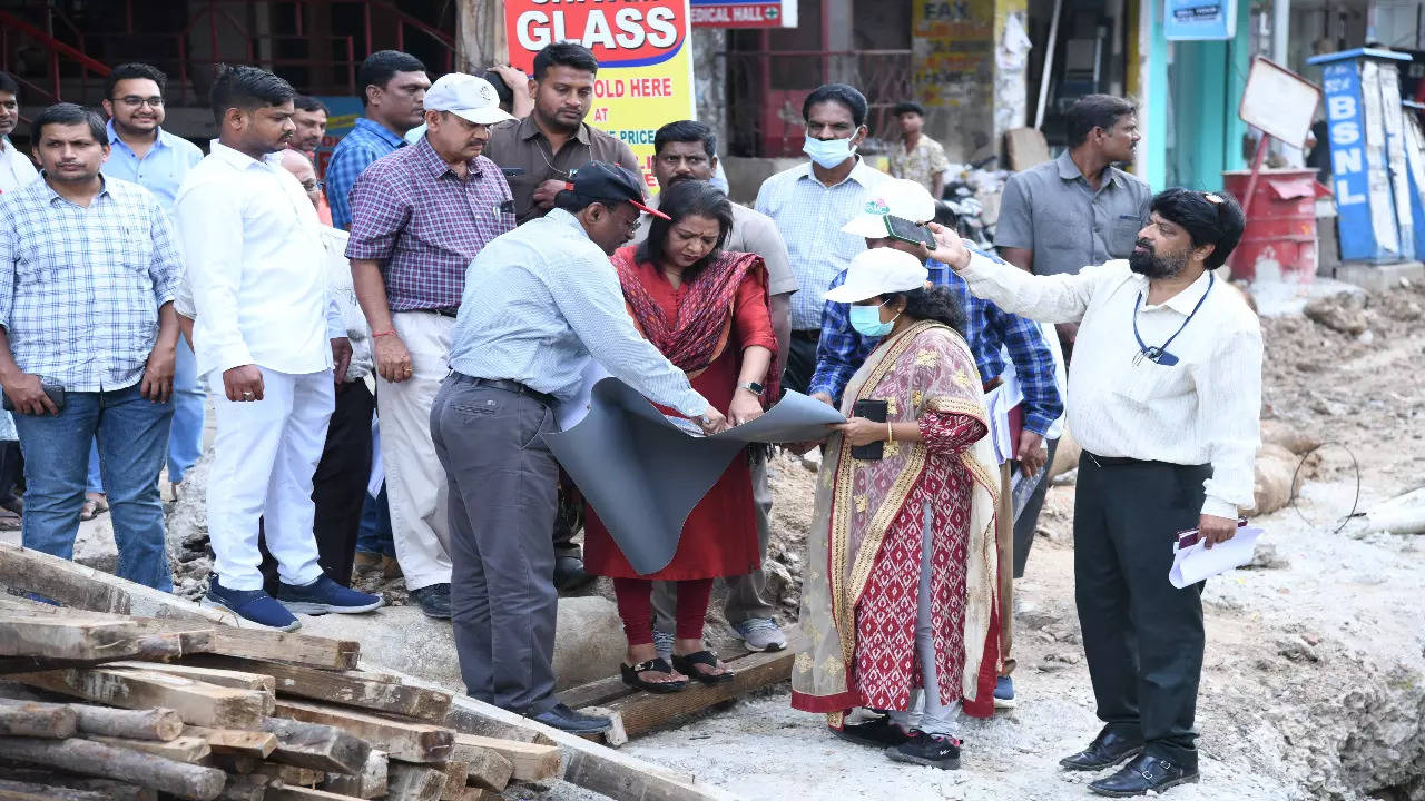 GHMC Mayor Gadwal Vijayalaxmi