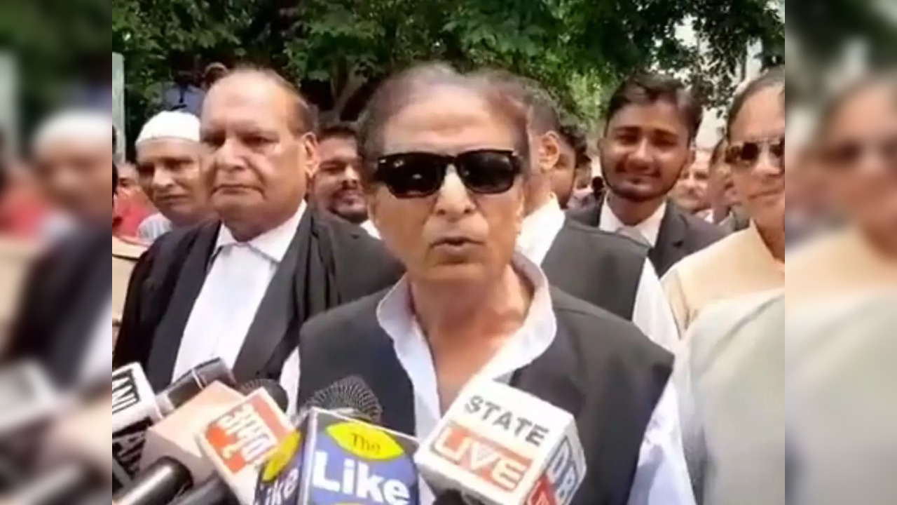 Samajwadi Party leader Azam Khan speaks to the press on Lucknow's Lulu Mall controversy