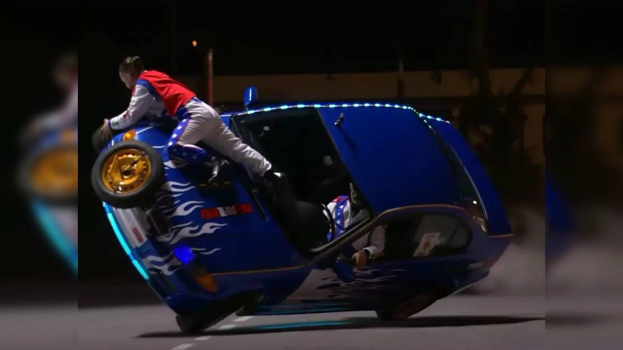 Italian pair sets Guinness World Record for fastest time to change a wheel on a moving car | Picture courtesy: Youtube/Guinness World Records