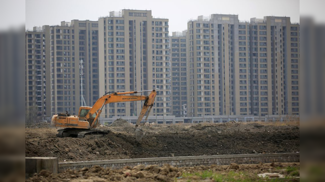 China's real estate market crumbling