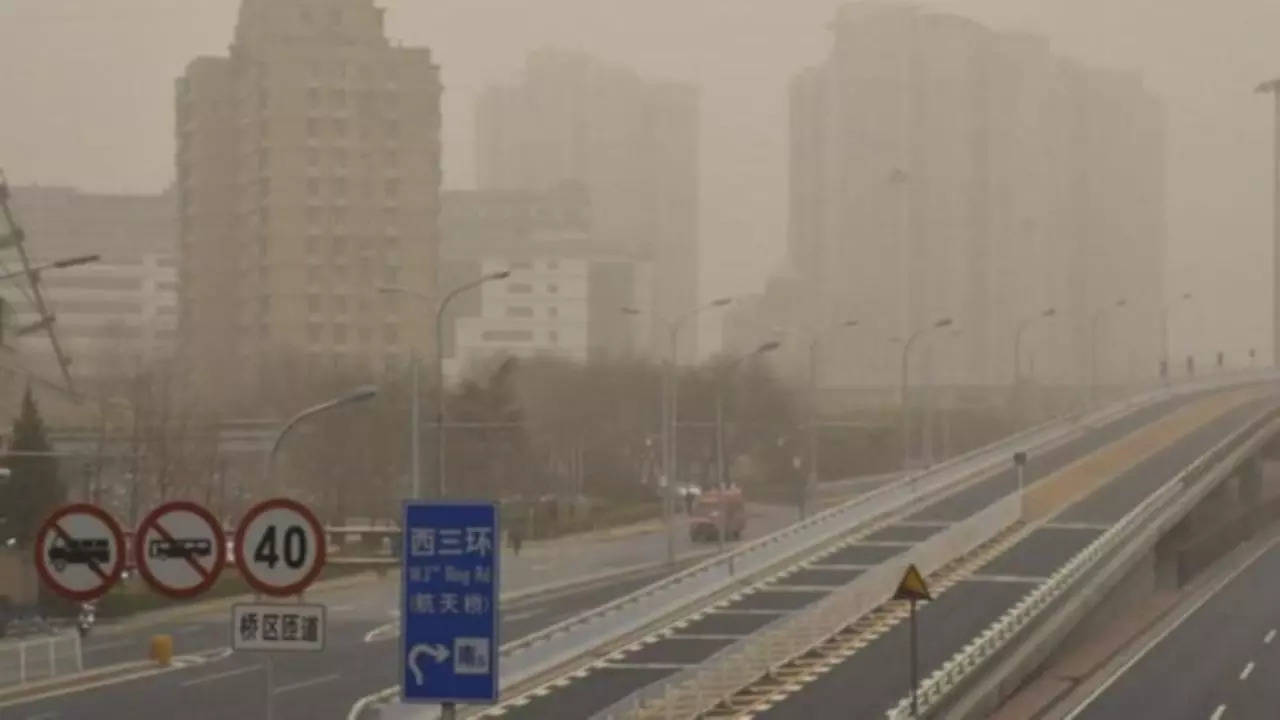 china sandstorm twitter image