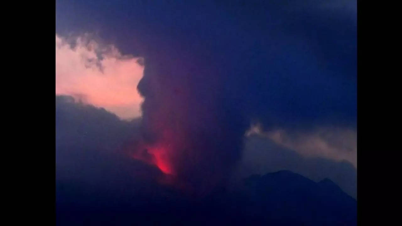 Japan’s Sakurajima volcano