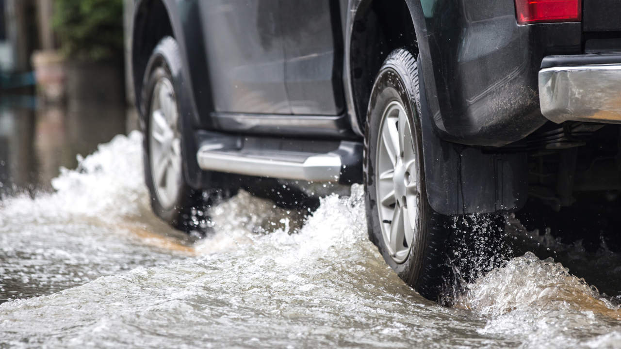 Delhi man calls police after car splashes pothole water on him