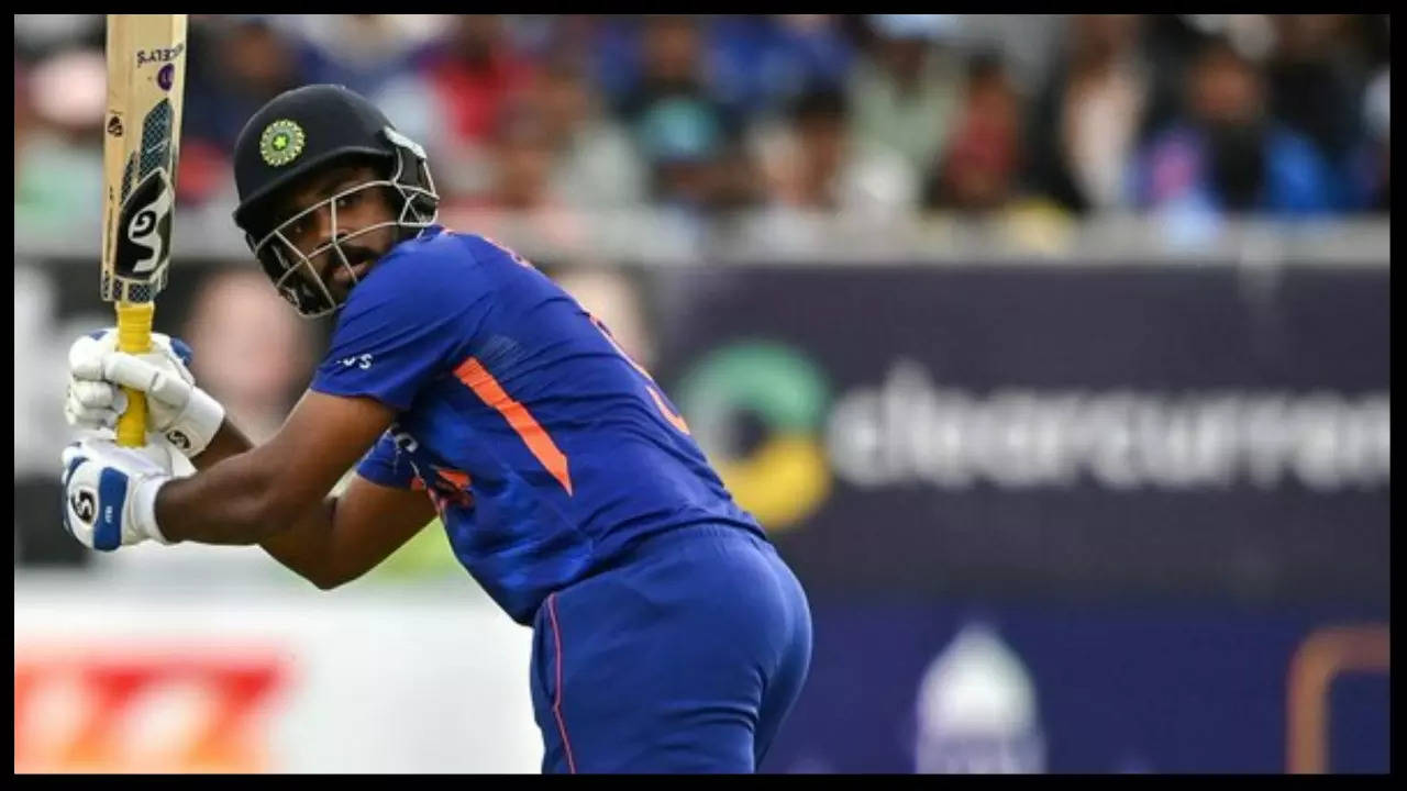 Gavaskar wants another wicketkeeper-batter to join Samson in the Indian playing XI for the 3rd ODI on Wednesday.