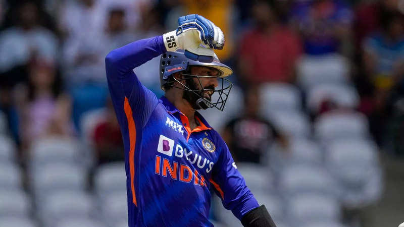 Dinesh Karthik scored 41 from 19 in first T20I against West Indies