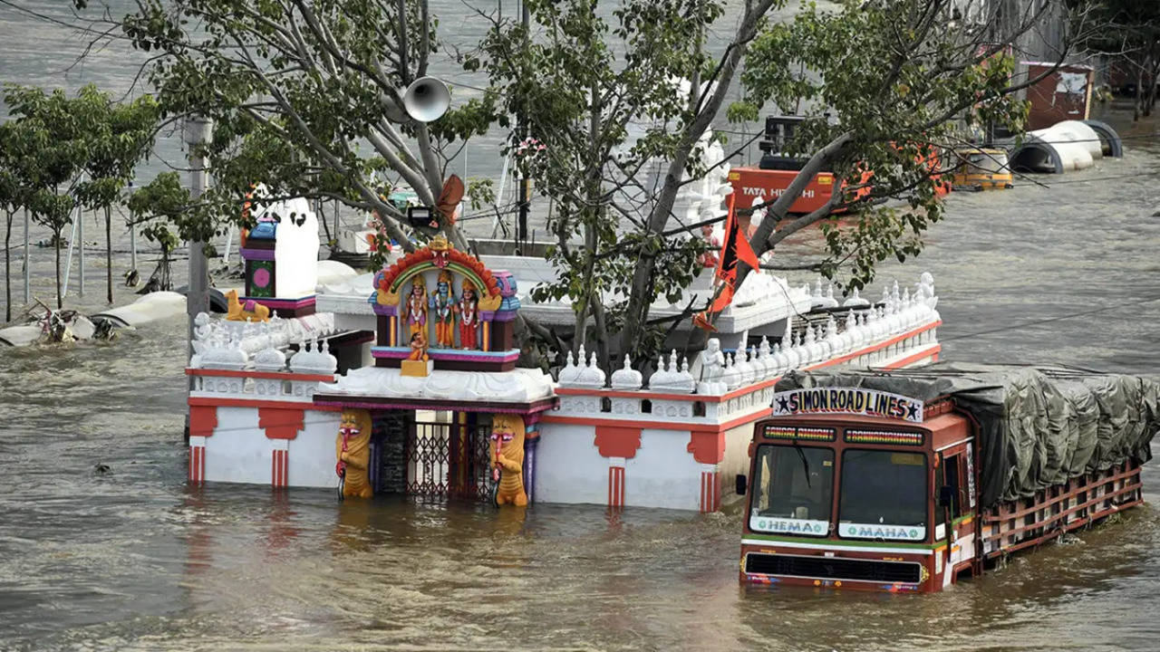 MUSI RIVER FLOOD - HYD PTI.