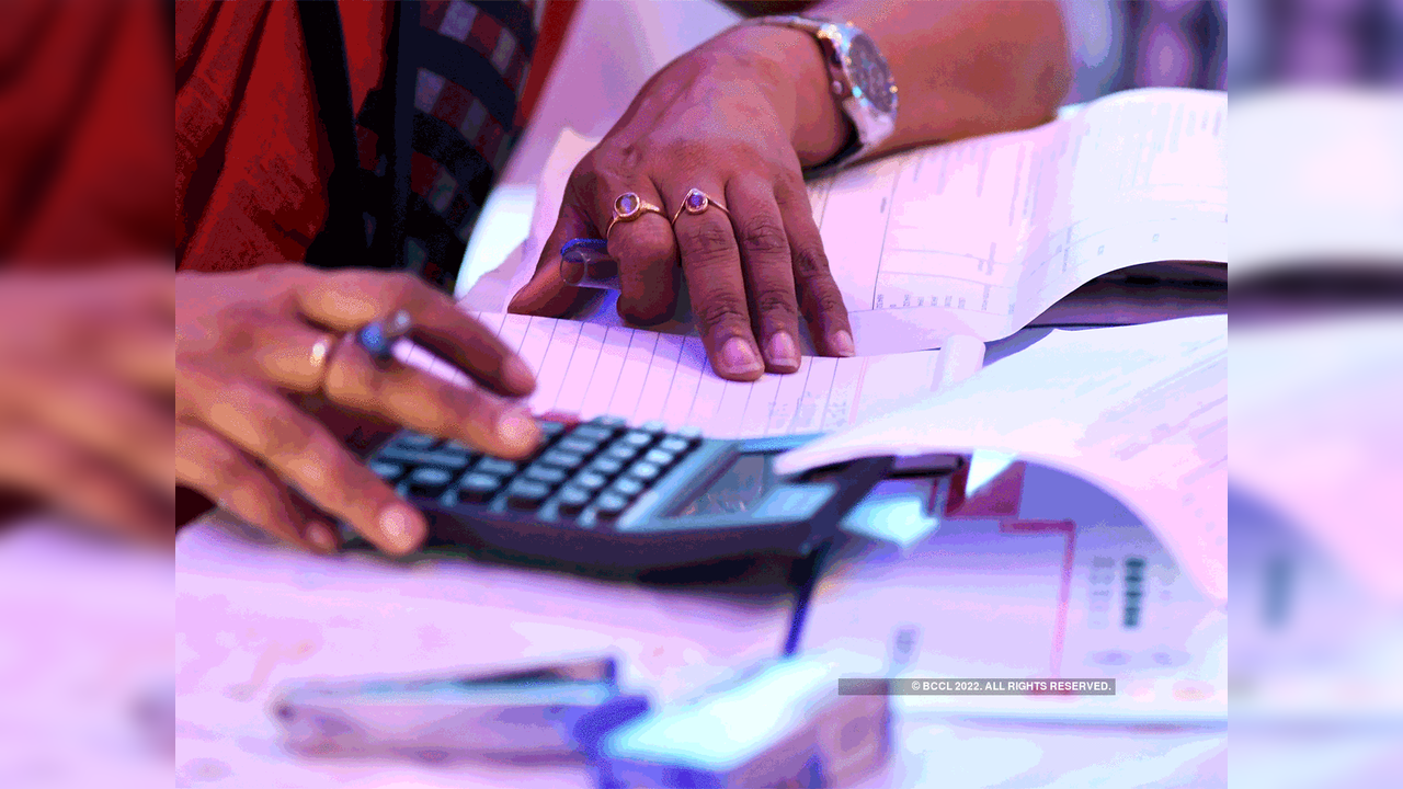 ITR filing: 44 lakh file income tax return till 6 pm on last day