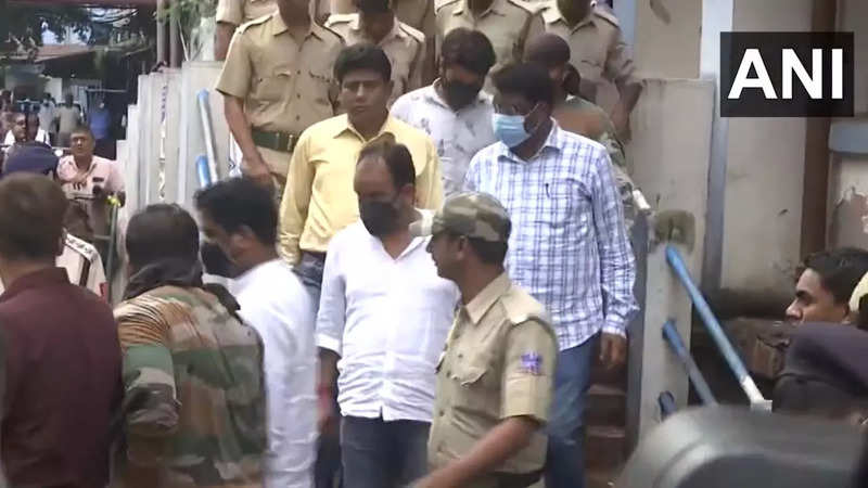 ​Three Congress MLAs were nabbed with a huge amount of cash in West Bengal earlier this week​