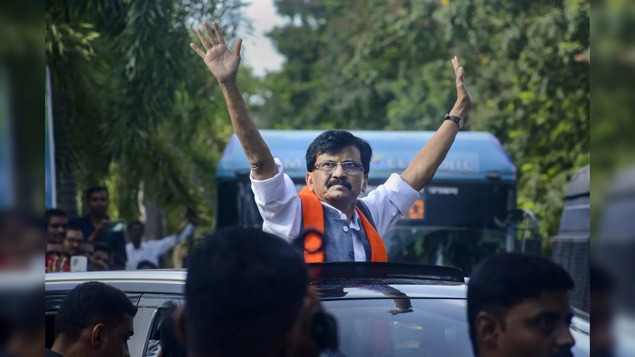 Mumbai: Shiv Sena MP Sanjay Raut being taken to the Enforcement Directorate (ED)...