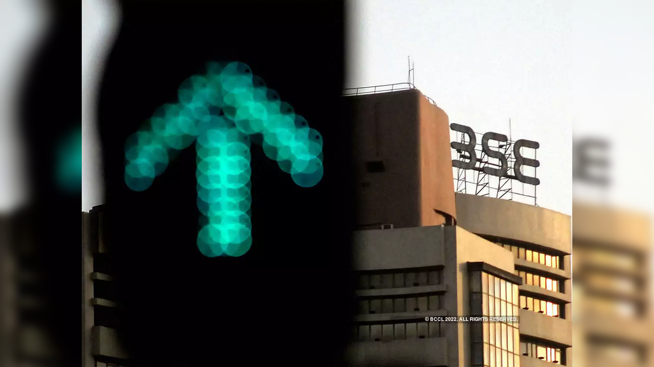 Sensex rises for 4th day, jumps over 500 pts