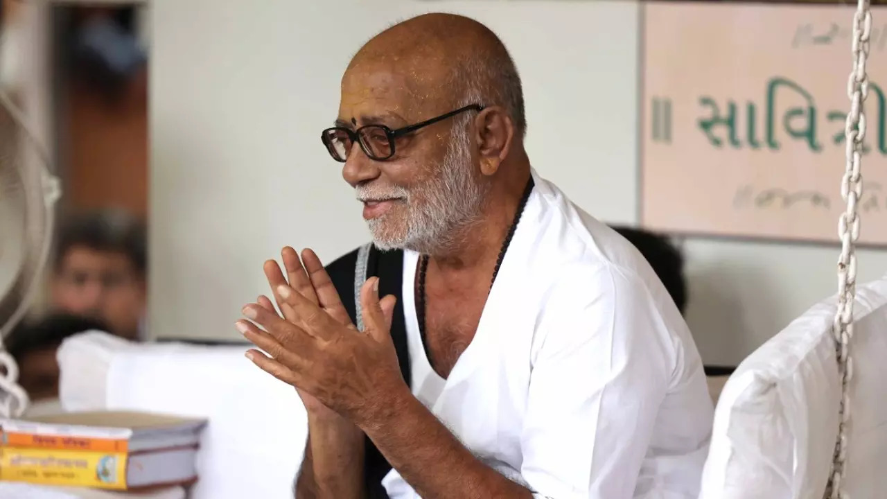 Morari Bapu