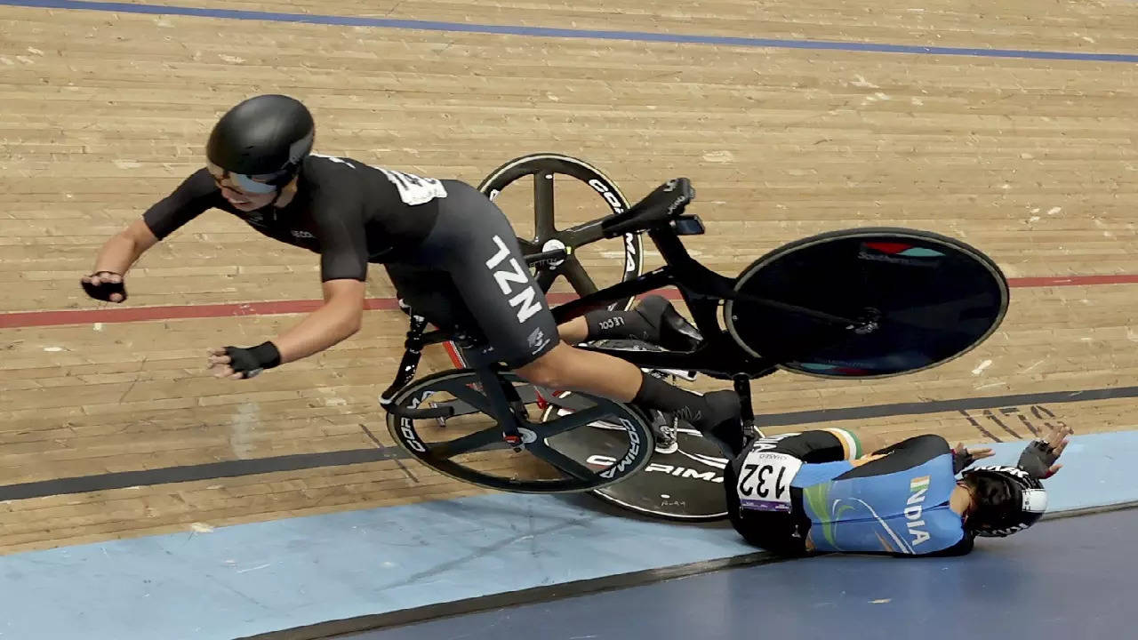 Cyclist Meenakshi falls from bike, run over by opponent in womens 10m scratch race at Commonwealth Games 2022 Sports News, Times Now