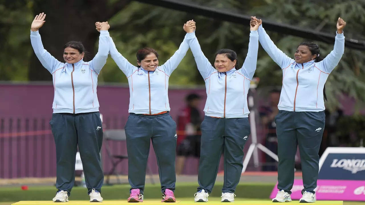 womens lawn bowls