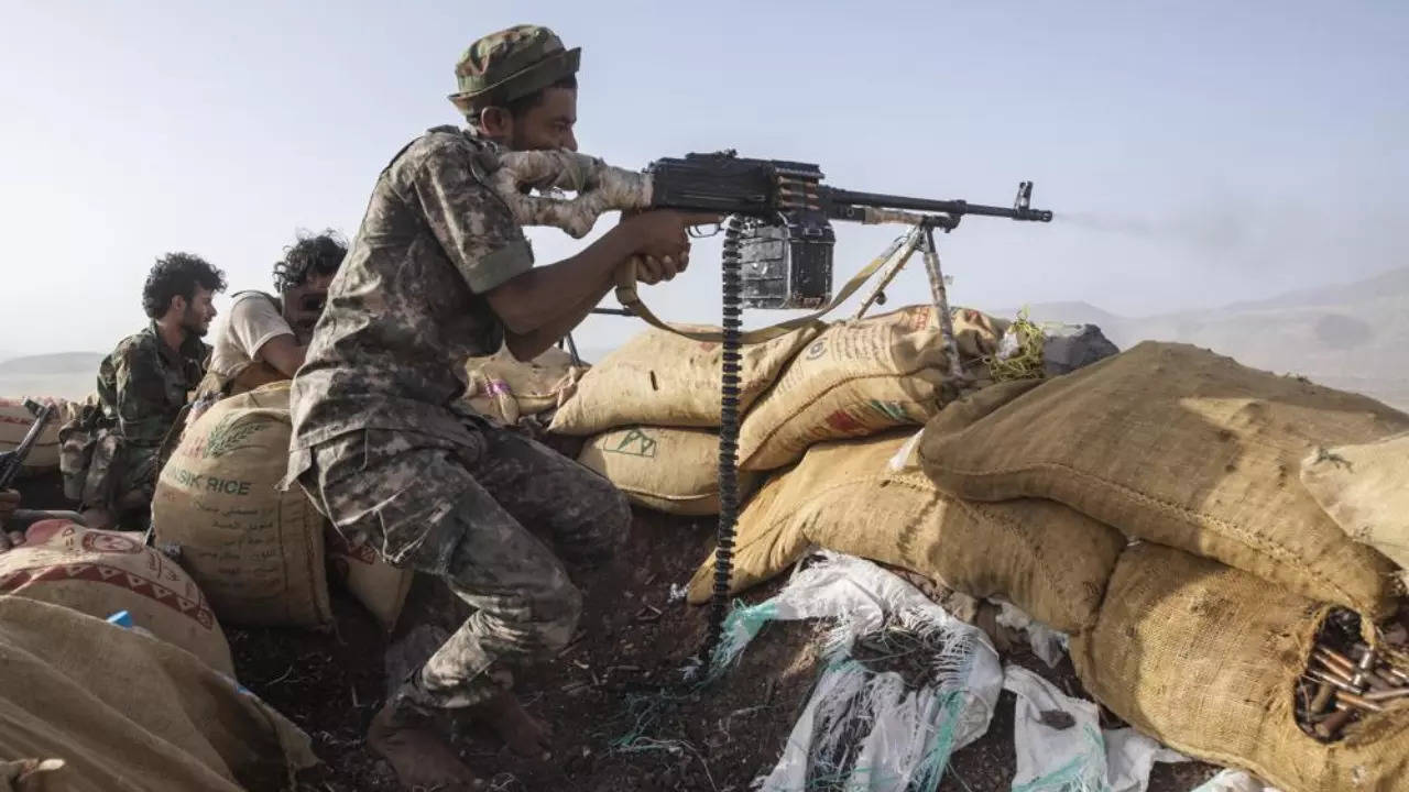 Yemeni fighter